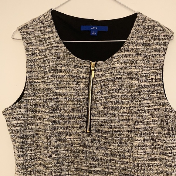 NWT Grey Zip Front Boucle Dress - Size L - Picture 2 of 4